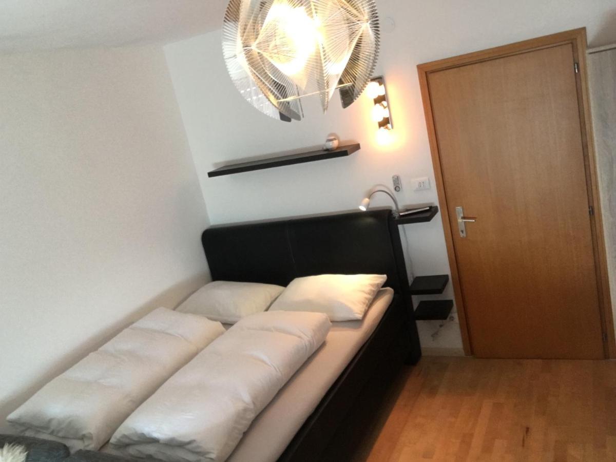 Sonnige Schicke Ferienwohnung Meran Pienzenau ภายนอก รูปภาพ
